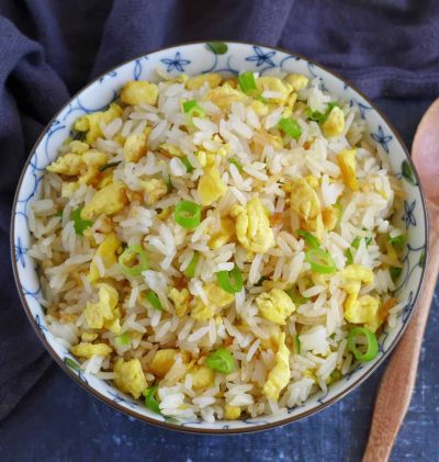 Chinese-egg-fried-rice-in-a-bowl-scaled